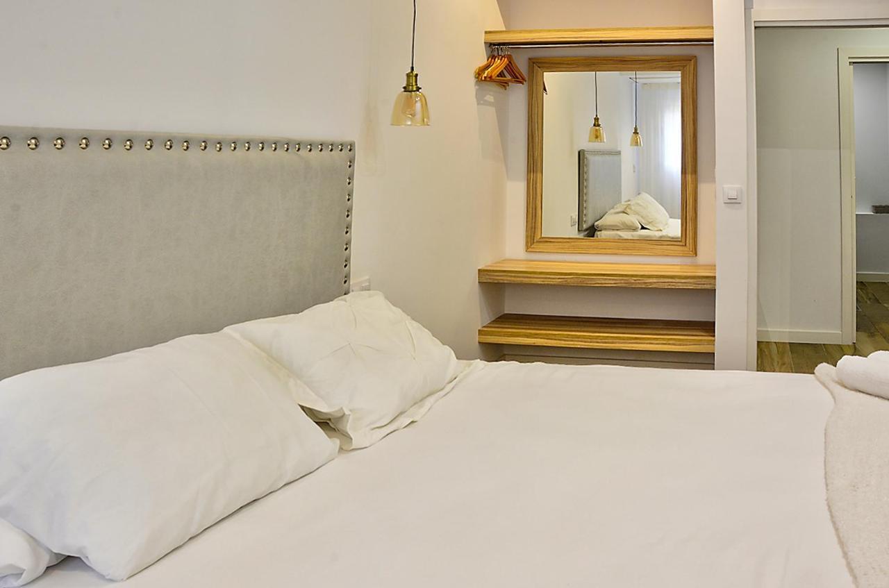 إشبيلية Apartsuite B&R Triana Arellano المظهر الخارجي الصورة
